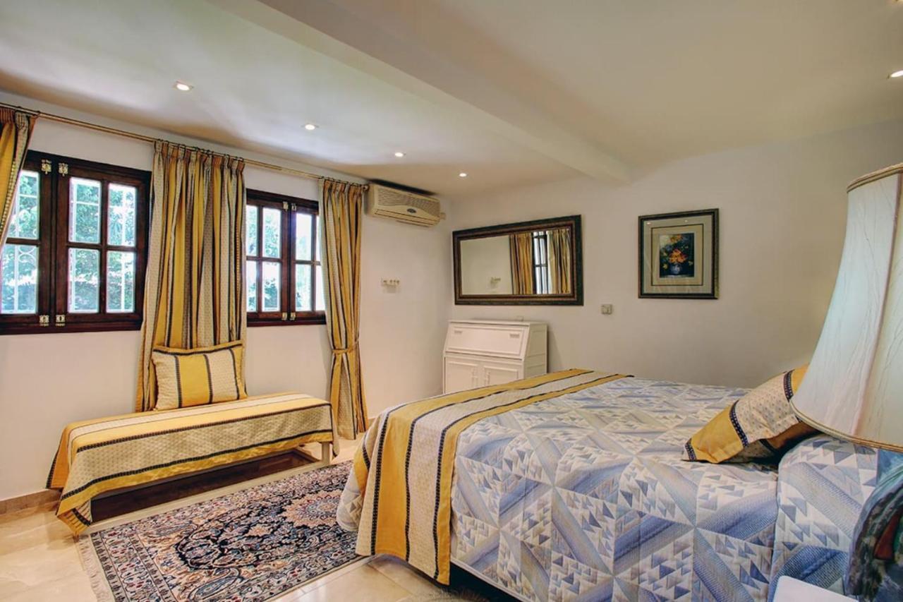 Exclusive Villa Las Palmeras Puerto Banus With Heated Private Swimming Pool, Marbella, Spain Exterior foto