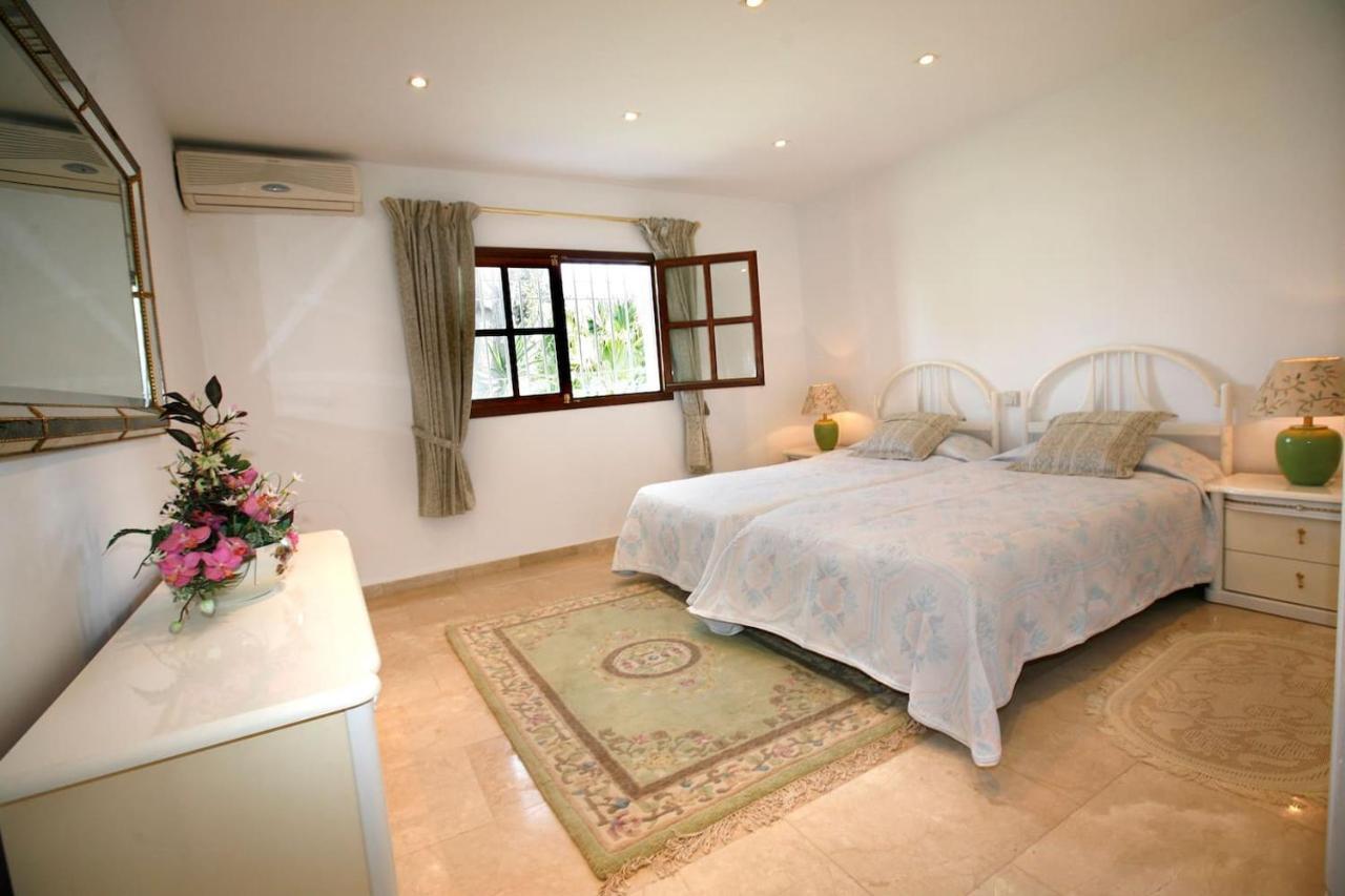Exclusive Villa Las Palmeras Puerto Banus With Heated Private Swimming Pool, Marbella, Spain Exterior foto